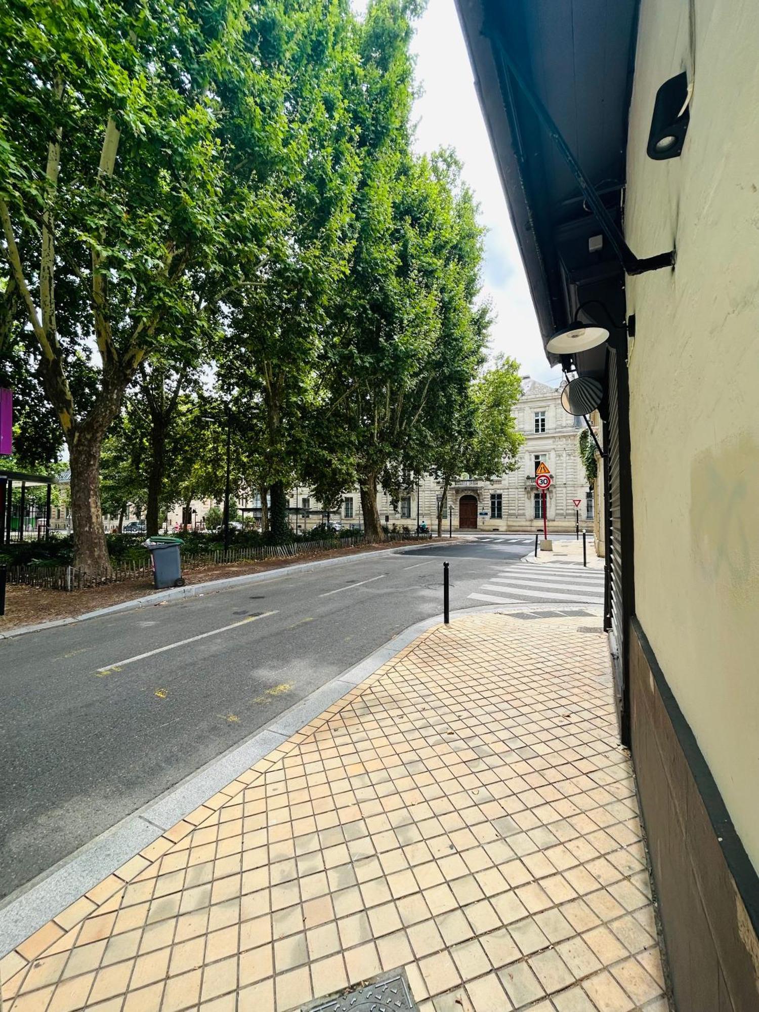 Studio Renove 30M2 A 5 Min De La Gare Bordeaux Eksteriør billede